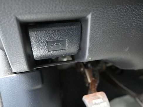 Used 2016 Toyota Tundra SR5 image 19