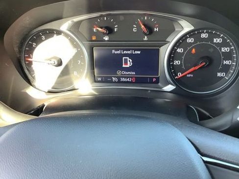 Used 2022 Chevrolet Equinox RS w/ RS Leather Package image 30