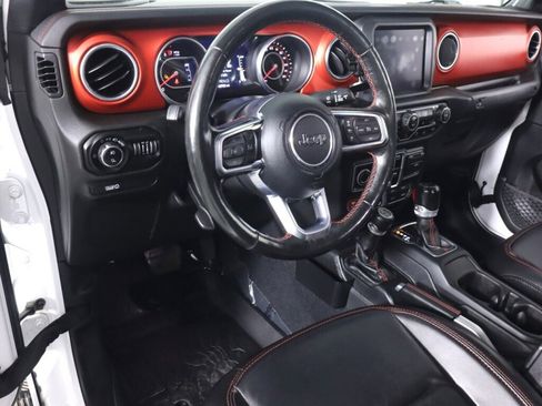 Used 2020 Jeep Gladiator Rubicon AWD/4WD image 9
