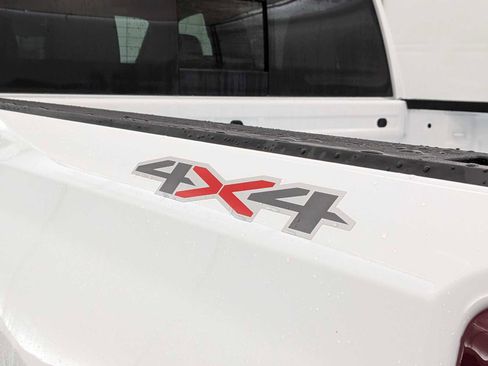 New 2026 Chevrolet Silverado 1500 LT image 13