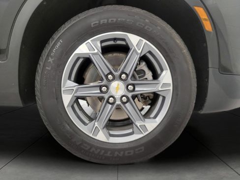 Used 2024 Chevrolet Blazer LT w/ Convenience Package image 3