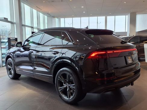 New 2026 Audi Q8 Premium image 8