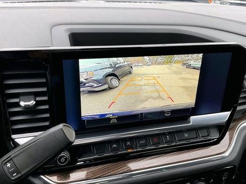 Used 2023 Chevrolet Silverado 1500 LT image 11