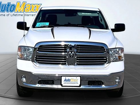 Used 2014 RAM 1500 Classic SLT RWD image 2
