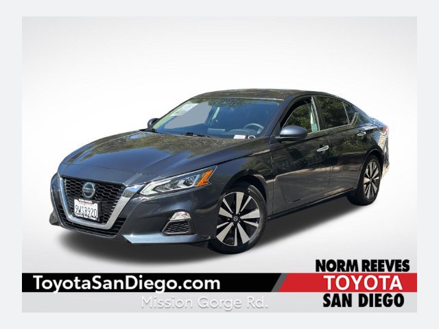 Used 2022 Nissan Altima 2.5 SV FWD image 1