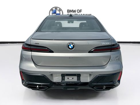Used 2023 BMW 760i xDrive AWD/4WD image 6