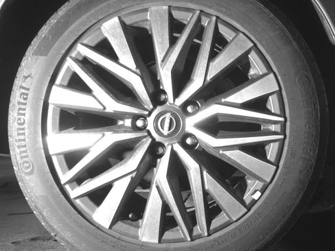 Used 2025 Nissan Altima 2.5 SV image 15