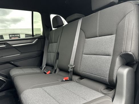 New 2026 GMC Acadia Elevation image 29