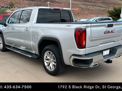 Used 2021 GMC Sierra 1500 SLT w/ SLT Premium Plus Package