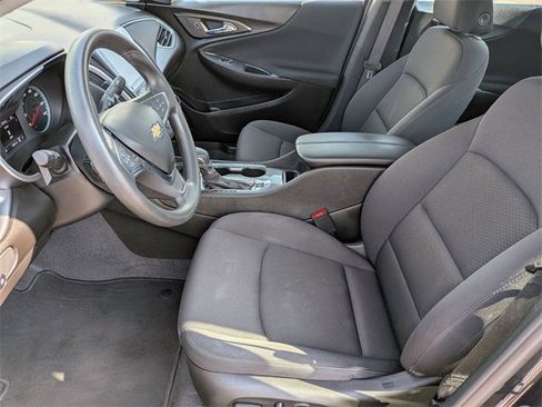 Used 2023 Chevrolet Malibu LT image 12