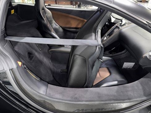 Used 2015 McLaren 650S Coupe image 63