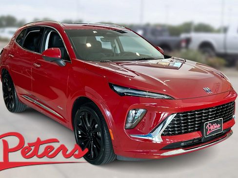 New 2025 Buick Envision Avenir image 1