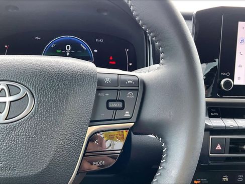 Used 2026 Toyota Camry SE w/ Convenience Package image 24