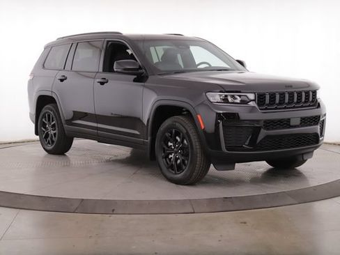 Used 2026 Jeep Grand Cherokee L 4WD image 2