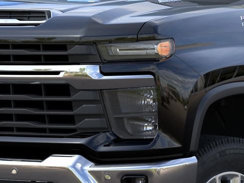 New 2026 Chevrolet Silverado 2500 LT w/ All Star Edition AWD/4WD image 10