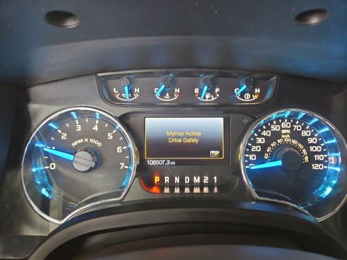 Used 2014 Ford F150 XLT w/ Equipment Group 302A Luxury image 9