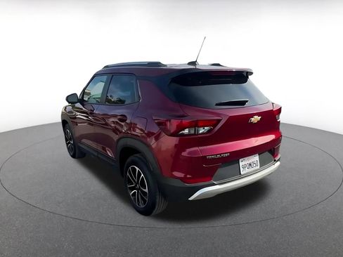 Used 2025 Chevrolet TrailBlazer LT image 11