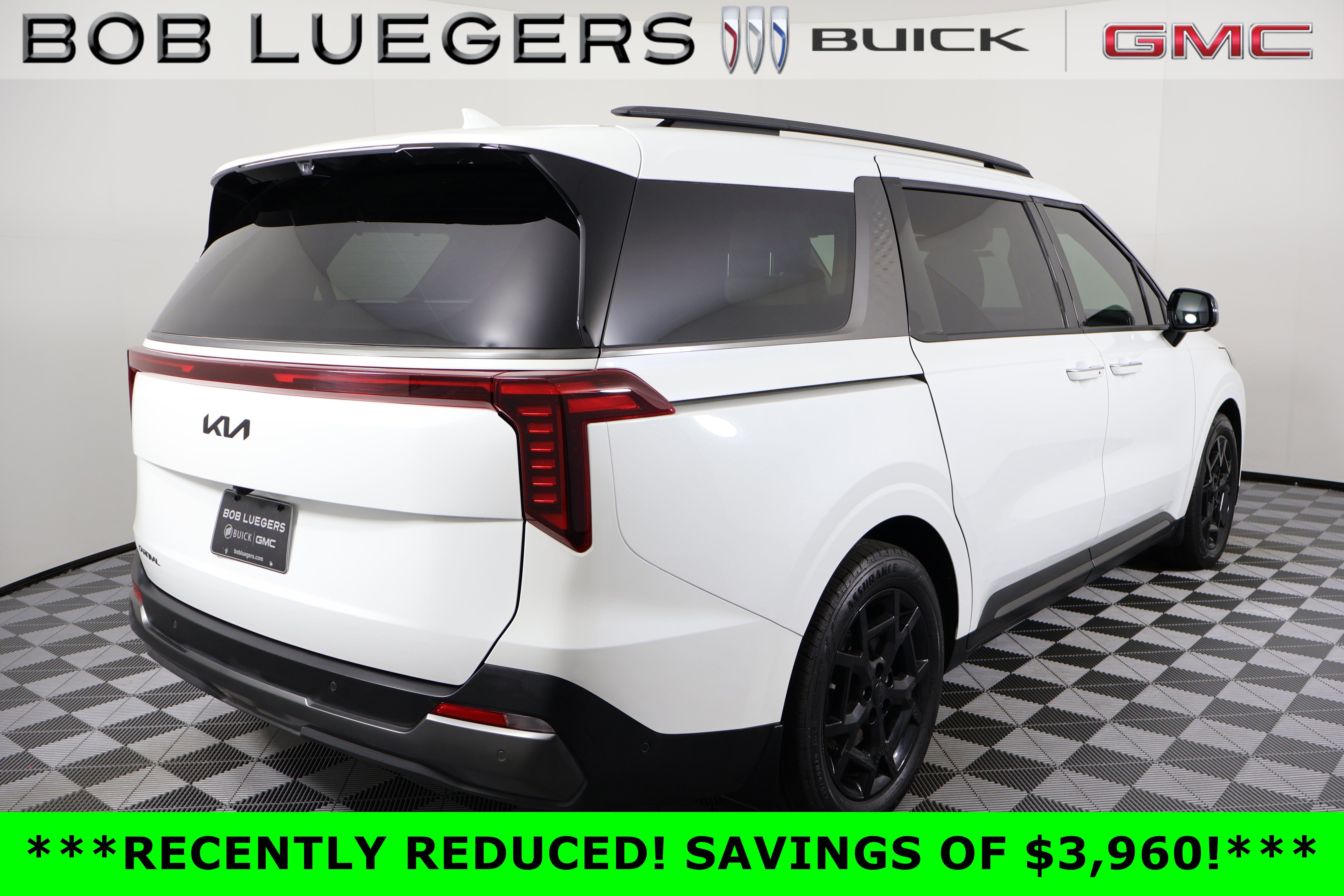 Used 2025 Kia Carnival SX Prestige FWD image 4