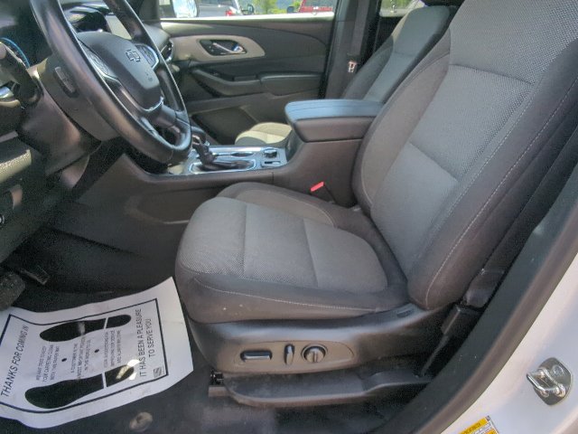 Used 2023 Chevrolet Traverse LT w/ Midnight/Sport Edition AWD/4WD image 10