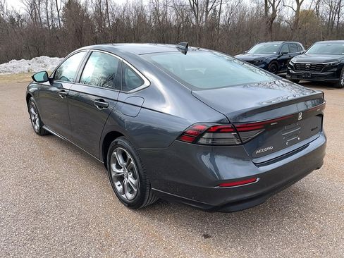 Certified 2023 Honda Accord EX image 8