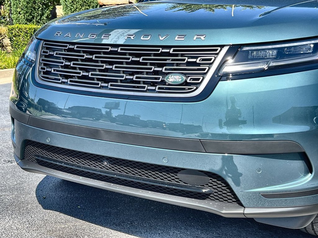 New 2026 Land Rover Range Rover Velar S AWD/4WD image 9