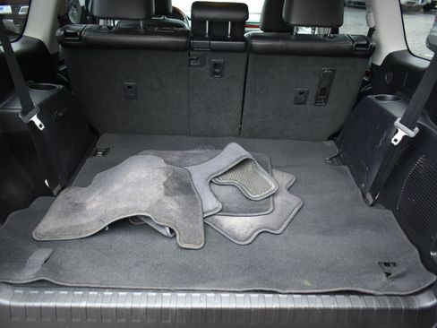 Used 2010 Lexus GX 460 image 50