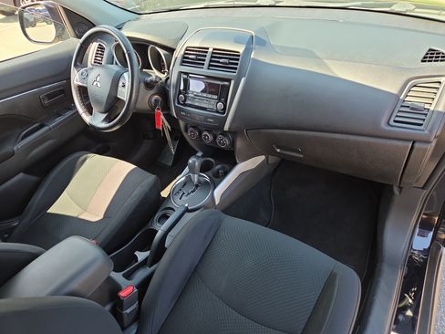 Used 2014 Mitsubishi Outlander Sport ES FWD image 16