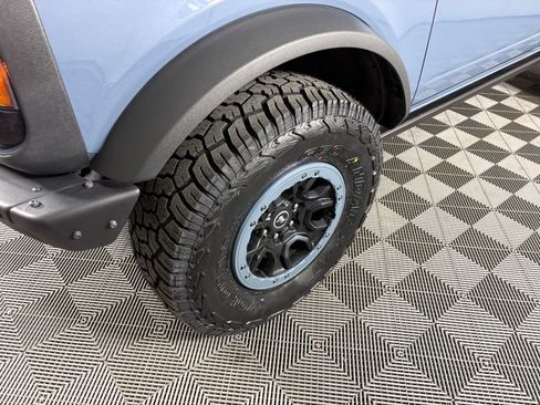 Used 2023 Ford Bronco Wildtrak image 10