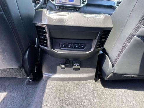 Used 2025 Toyota Tundra Platinum image 17