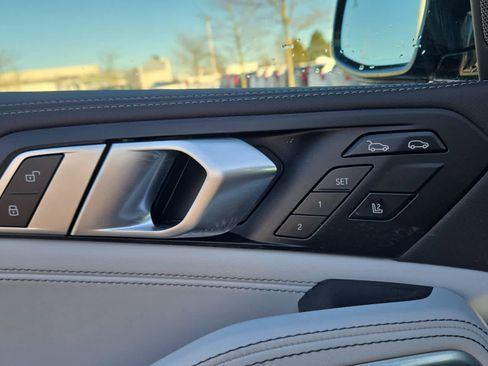 Used 2026 BMW X6 M60i image 21