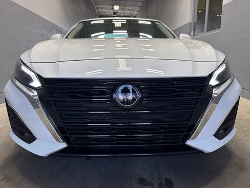 Used 2023 Nissan Altima 2.5 S FWD image 4