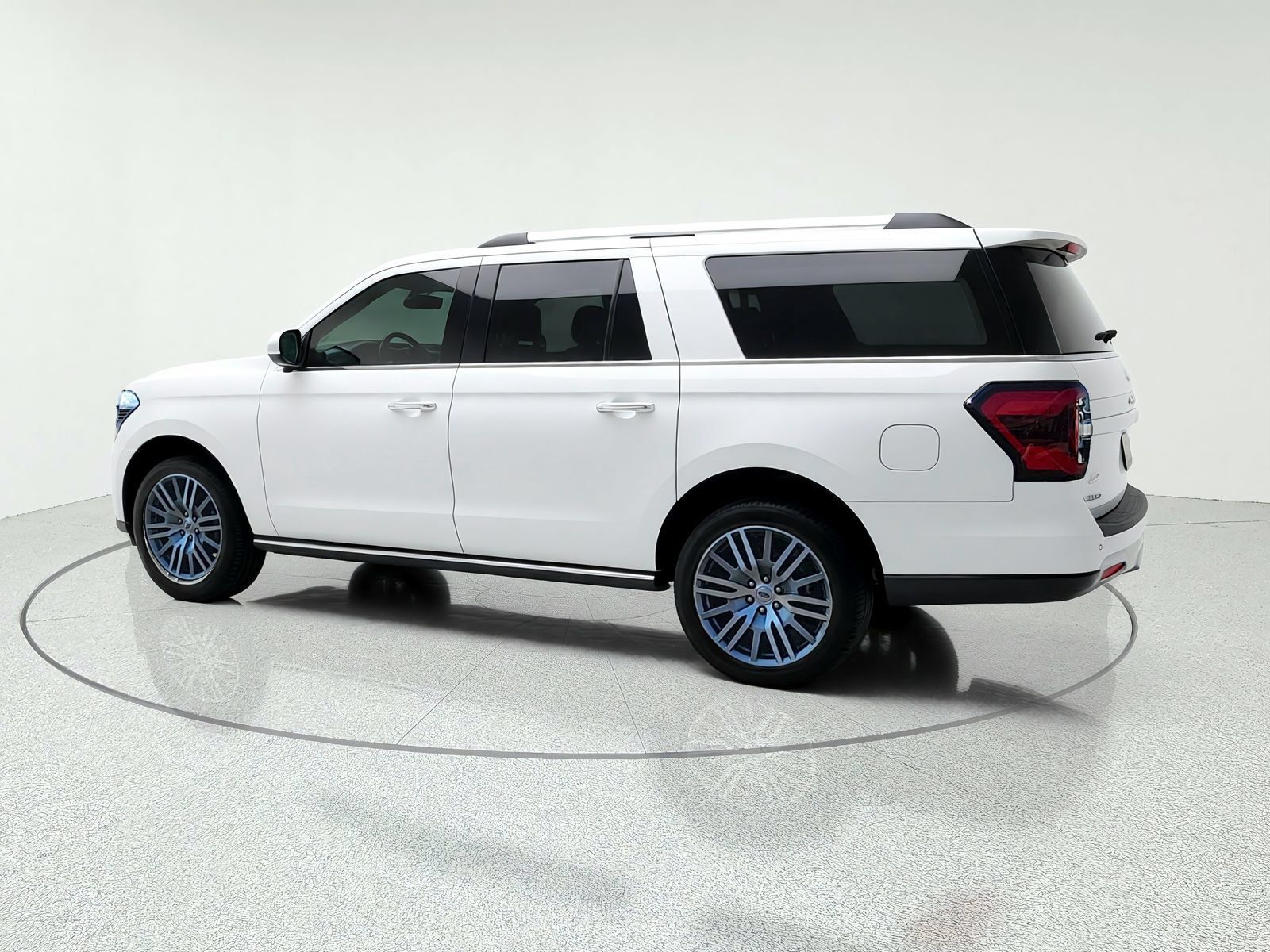 Used 2023 Ford Expedition Max Limited AWD/4WD image 5