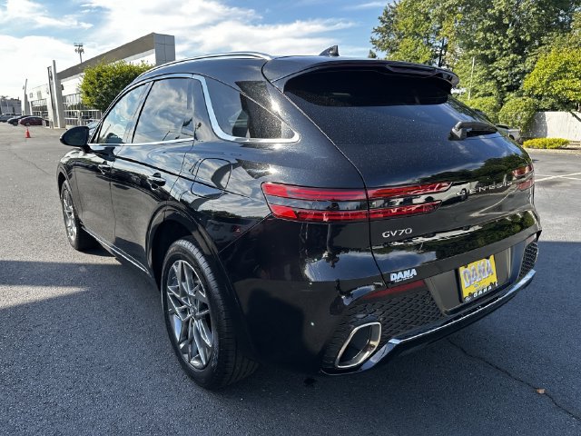 Used 2024 Genesis GV70 2.5T AWD/4WD image 7