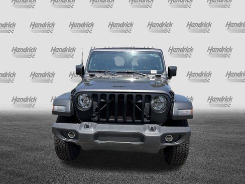Used 2020 Jeep Gladiator Sport w/ Quick Order Package 23S AWD/4WD image 3