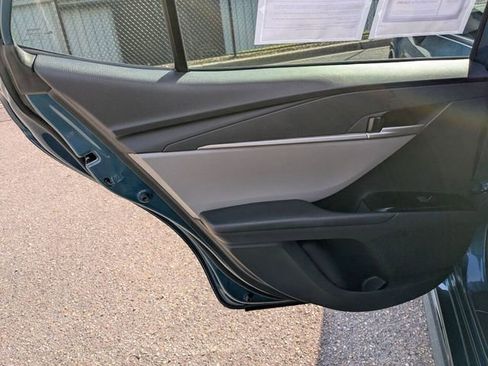 Used 2025 Toyota Camry SE w/ Convenience Package image 34