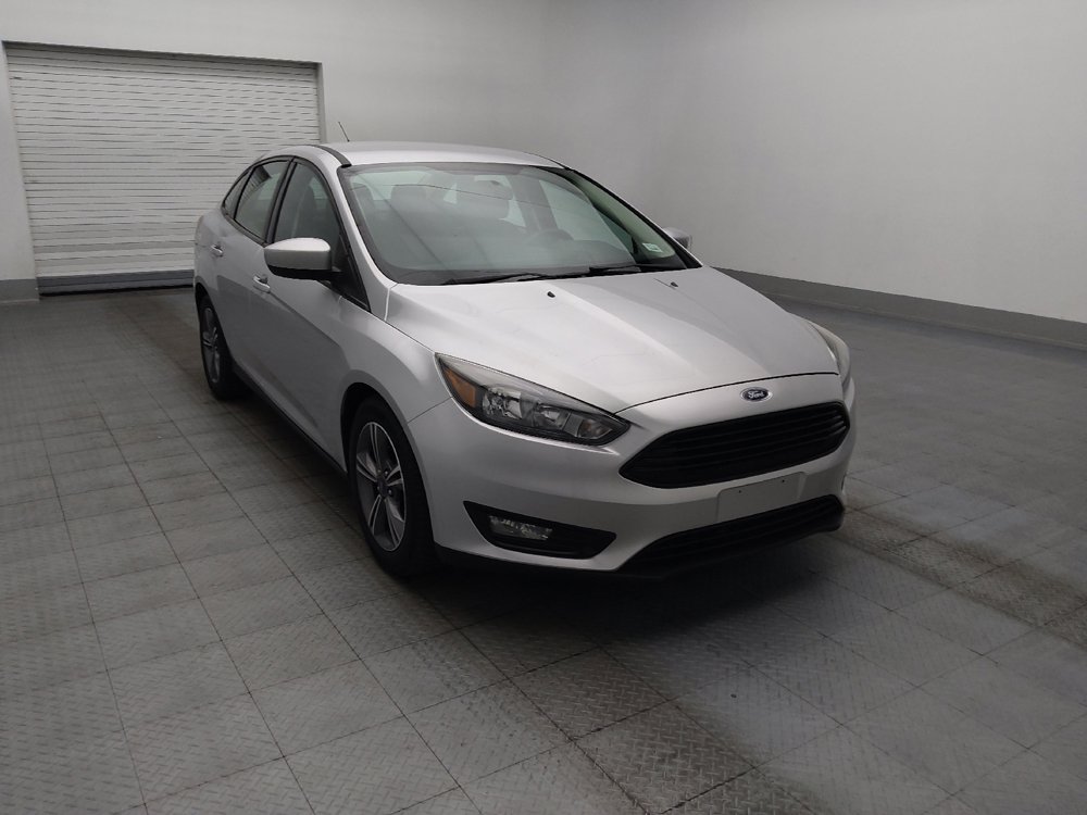 Used 2018 Ford Focus SE w/ SE Appearance Package FWD image 13