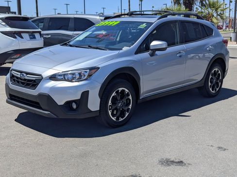 Used 2022 Subaru Crosstrek 2.0i Premium w/ Moonroof Package AWD/4WD image 5