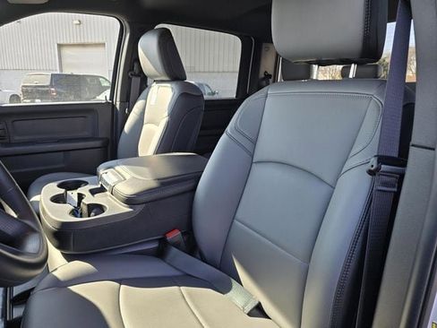 New 2026 RAM 2500 Tradesman AWD/4WD image 11