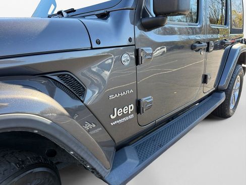 Certified 2022 Jeep Wrangler Unlimited Sahara w/ LED Lighting Group image 23