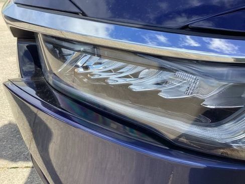 Used 2019 Honda Accord LX image 4