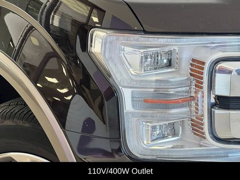 Used 2018 Ford F150 Lariat w/ Equipment Group 502A Luxury AWD/4WD image 35