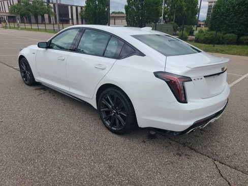 Used 2022 Cadillac CT5 V w/ Premium Package AWD/4WD image 5