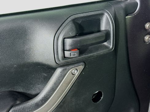 Used 2017 Jeep Wrangler Unlimited Sport w/ Connectivity Group image 23