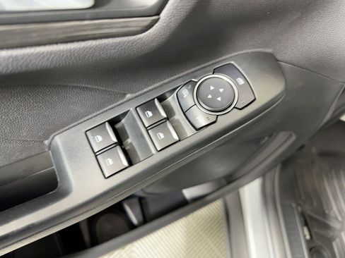 Used 2023 Ford Escape Platinum image 21