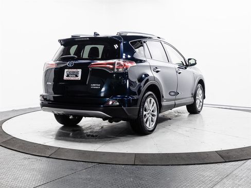 Certified 2018 Toyota RAV4 Limited w/ Advanced Technology Package image 11