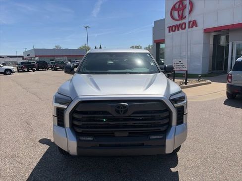 New 2026 Toyota Tundra SR5 AWD/4WD image 2
