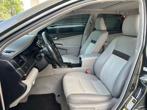 Used 2012 Toyota Camry XLE FWD image 12