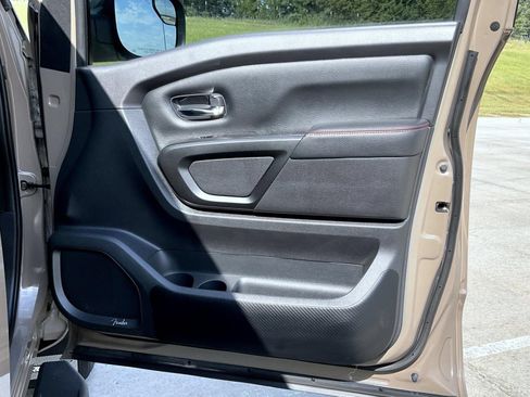 Certified 2023 Nissan Titan PRO-4X w/ Pro-4x Convenience Package AWD/4WD image 17