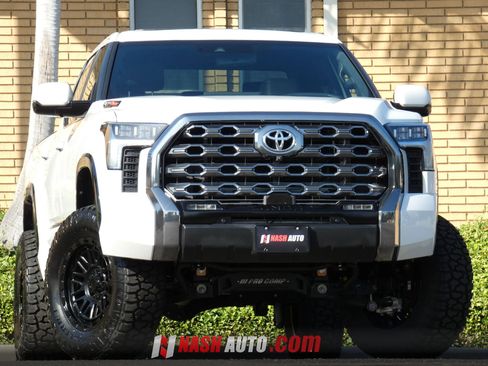 Used 2024 Toyota Tundra Platinum AWD/4WD image 5