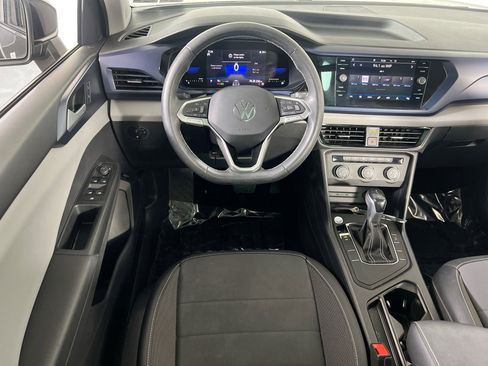 Used 2022 Volkswagen Taos SE AWD/4WD image 22